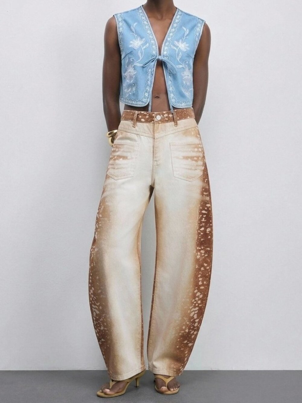 Brown Washed Women's Regular Fit Denim Jeans With Pockets